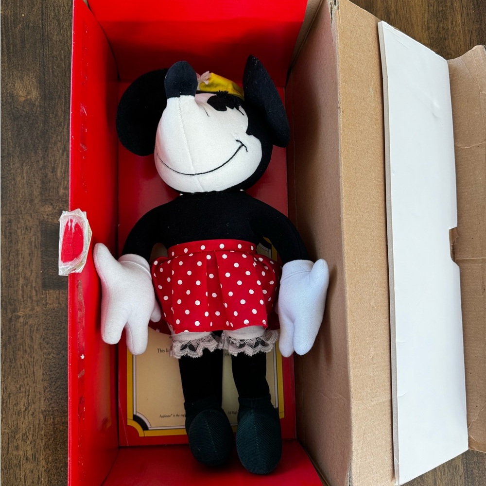 Vtg Charlotte Clark Disney Collectible Classics Mickey & Minnie Mouse Dolls